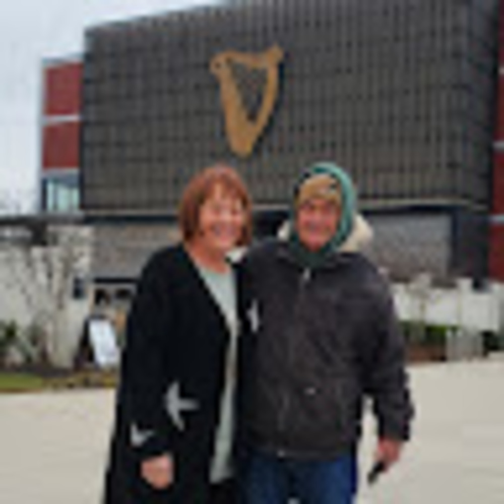 Meet your Posher, Lisa & greg